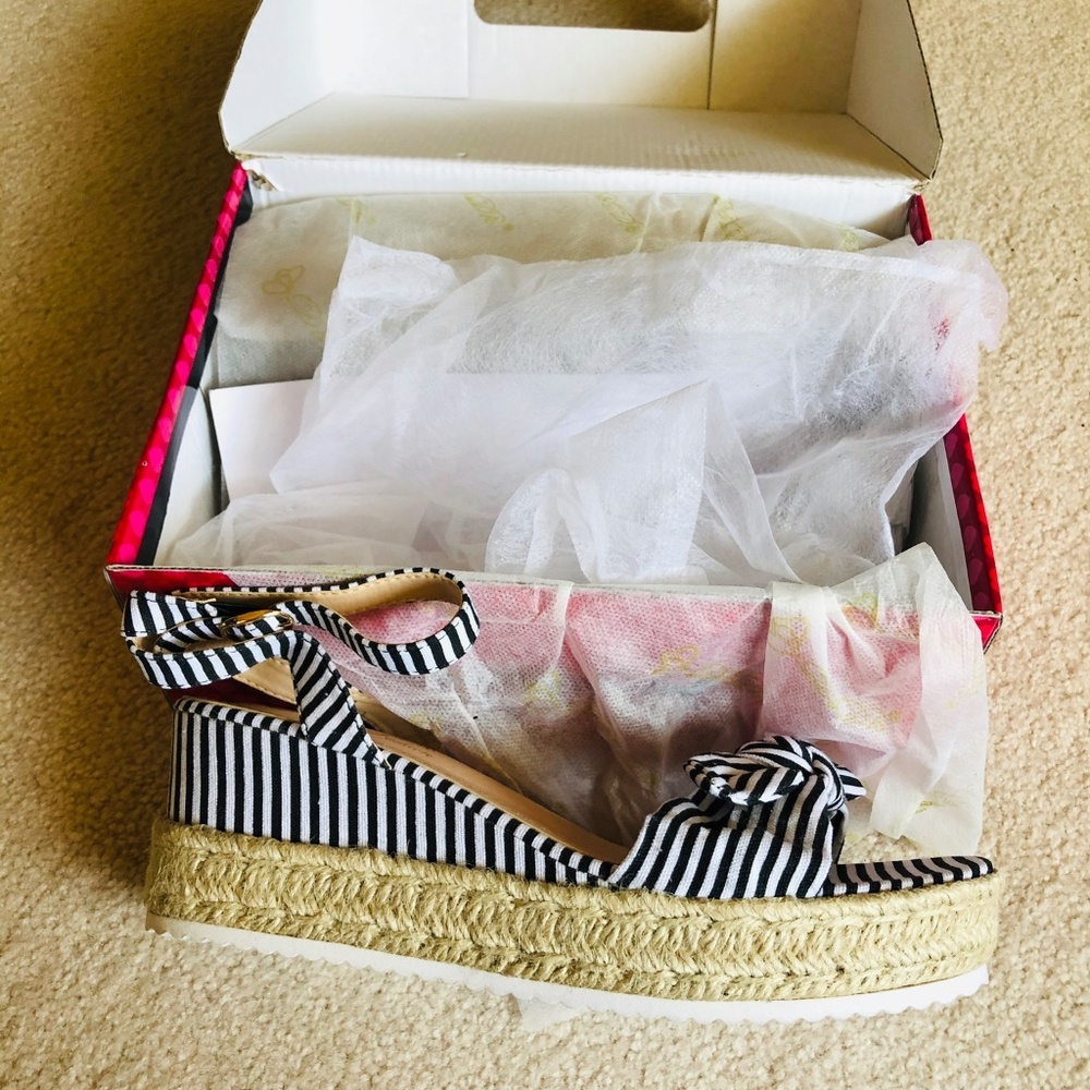 Black and White striped espadrille open toe sandal